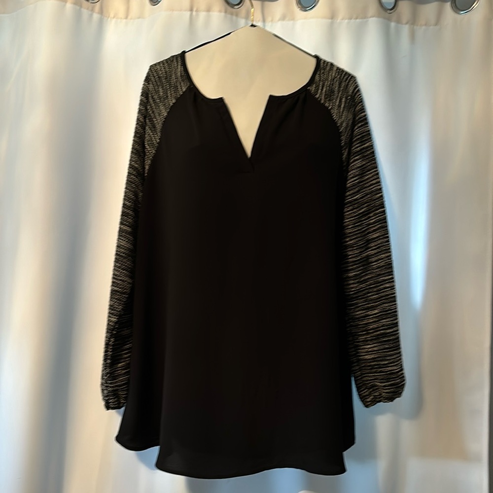 Addition Elle Women’s Long Sleeve Black with B/W Knit SleeveTunic Top size 1X